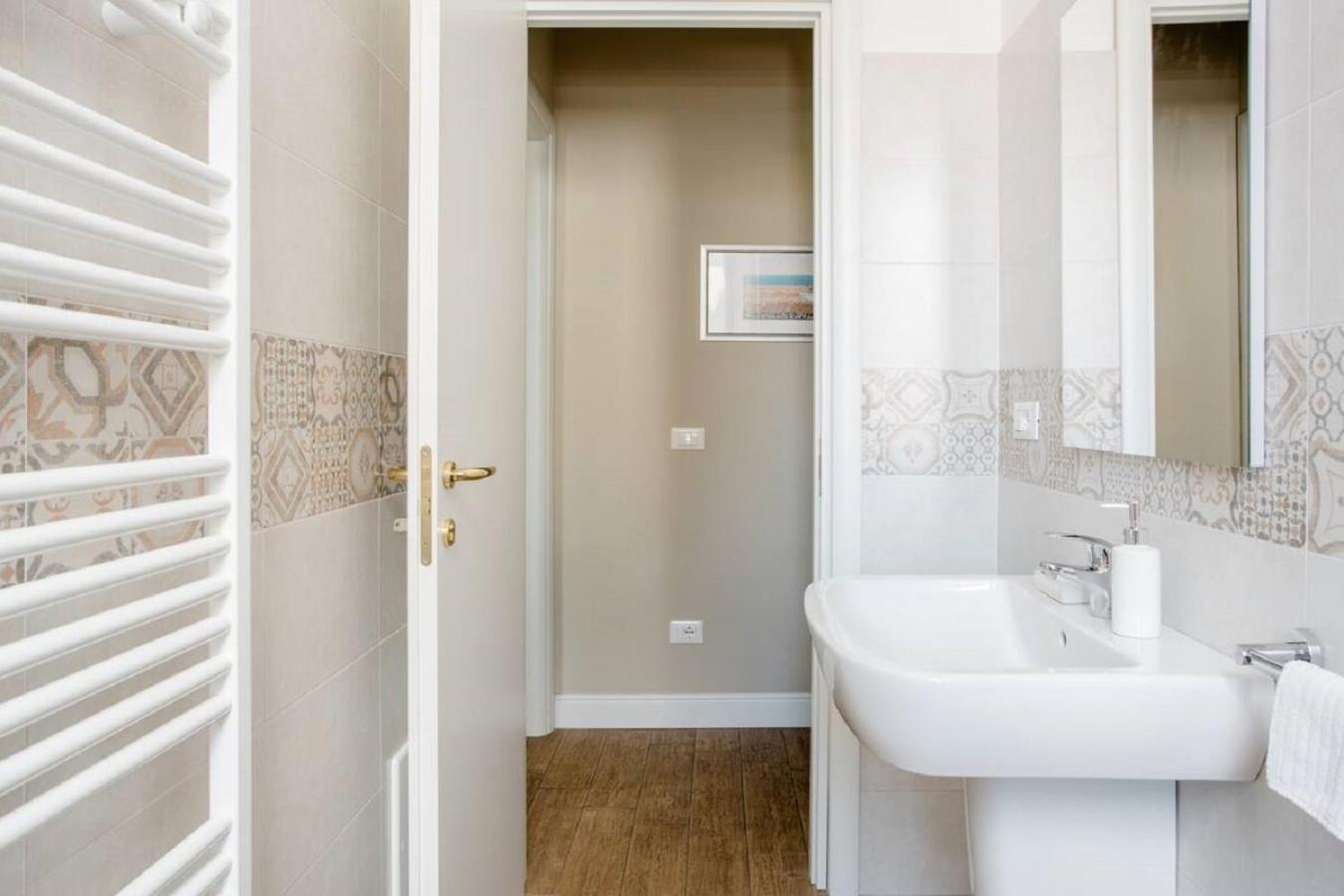 Casa Aydee Panzió Bergamo Kültér fotó
